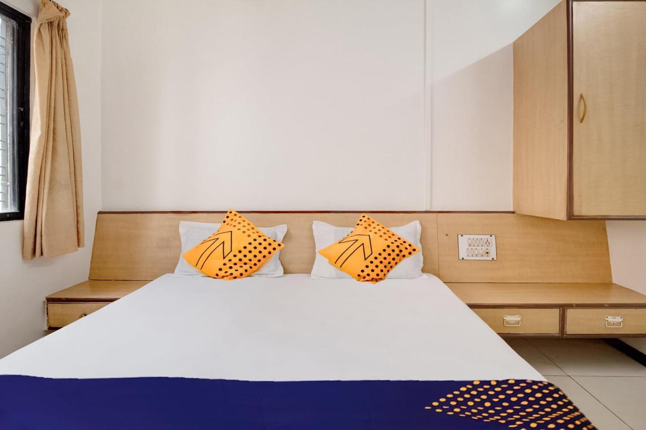 Spot On 37458 Hotel Rahi Trimbak Exterior foto